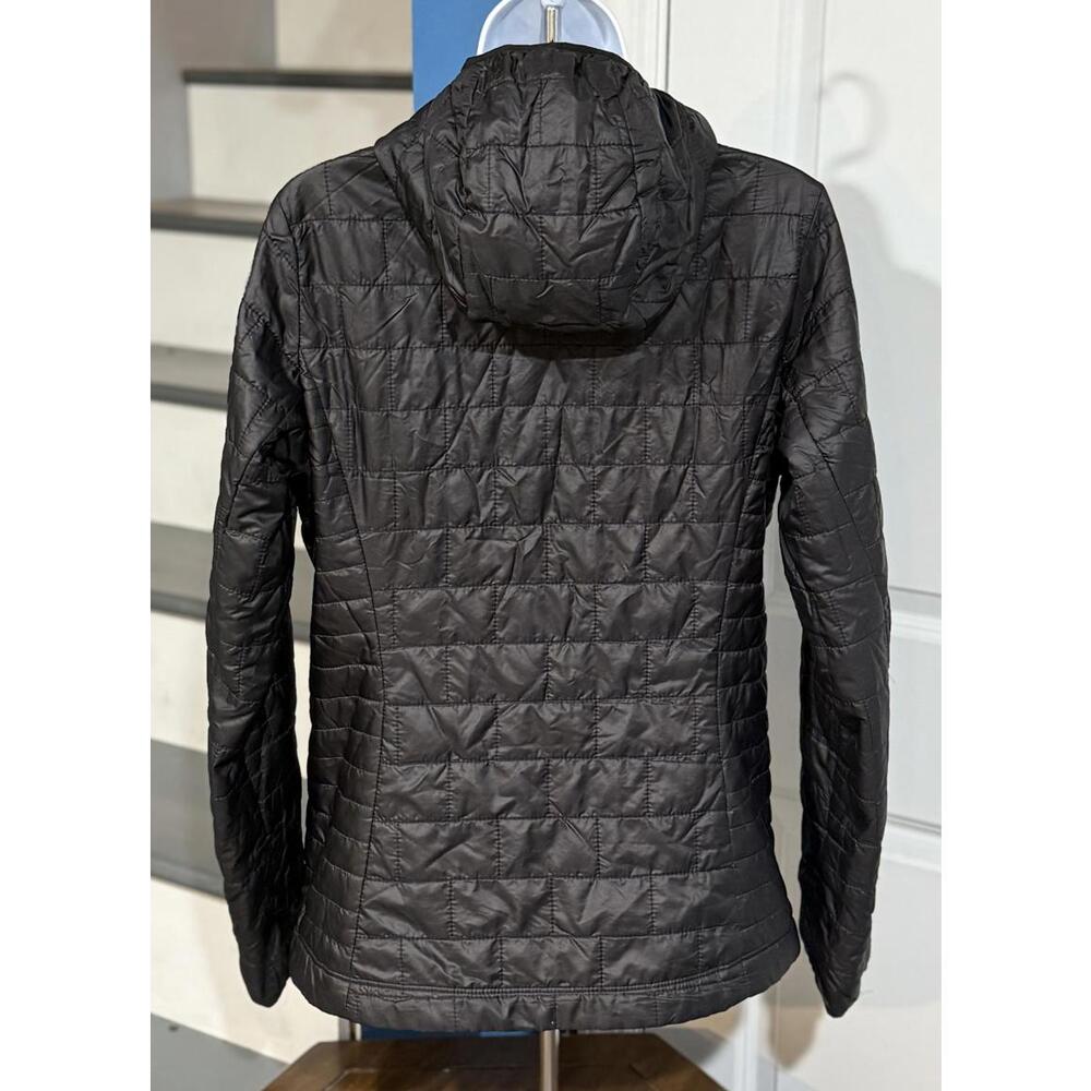 Women's Size Medium Patagonia Nano Puff Hooded Full Zip Insulated Black Jacket - Picture 4 of 5